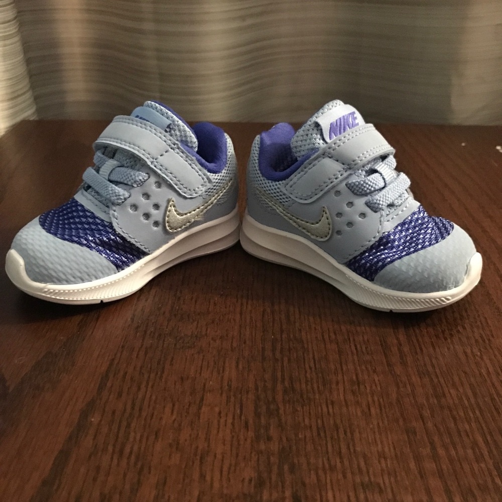Nike Downshifter Baby Toddler Walking Shoes sz 2